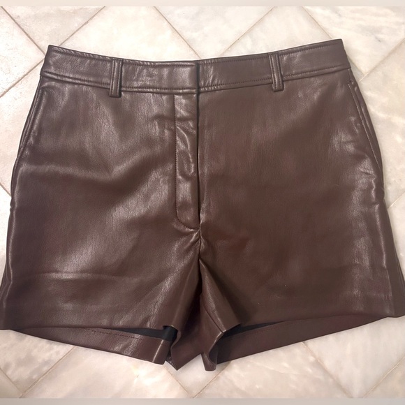Babaton Brown Leather Women Shorts. Size 10 and in mint condition - Picture 1 of 4